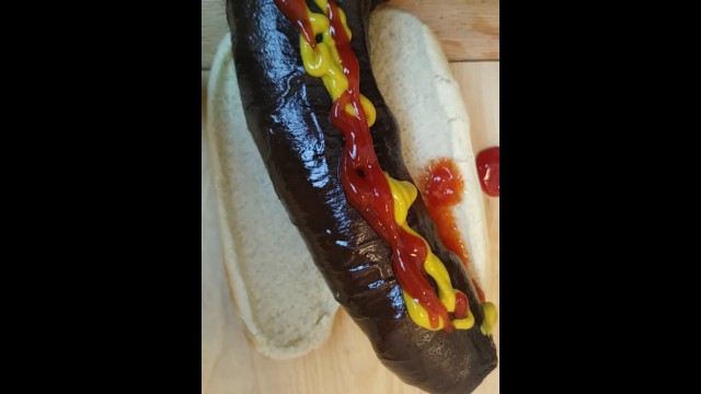 No dick in a hotdog bun for you, error loading.